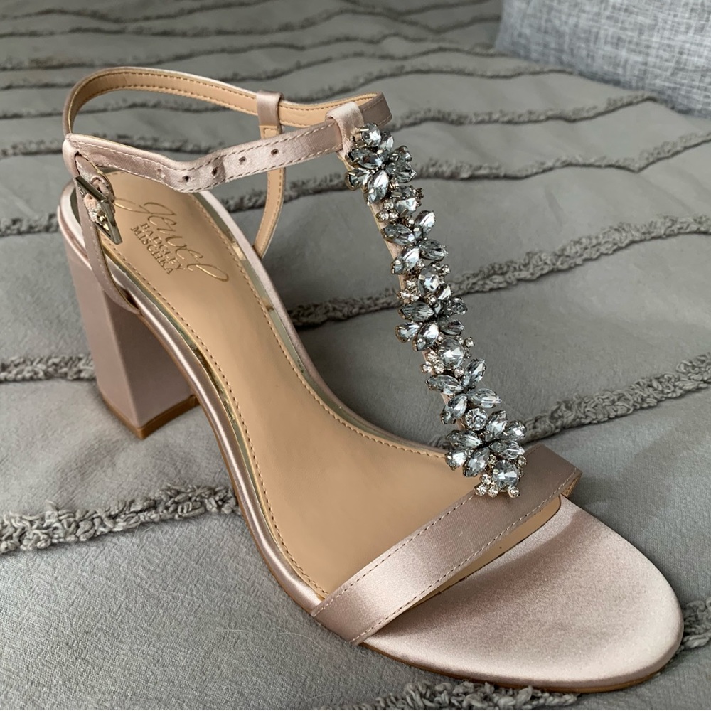 Jewel Badgley Mischka T-Strap Jewel Heels